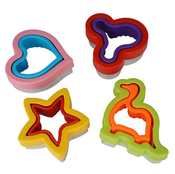 Sandwich and Fruit / Veggie Cutter Set (21 Pieces)